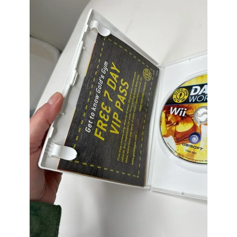 Gold's Gym Dance Workout Nintendo Wii Compete w/ Manual Tested Working